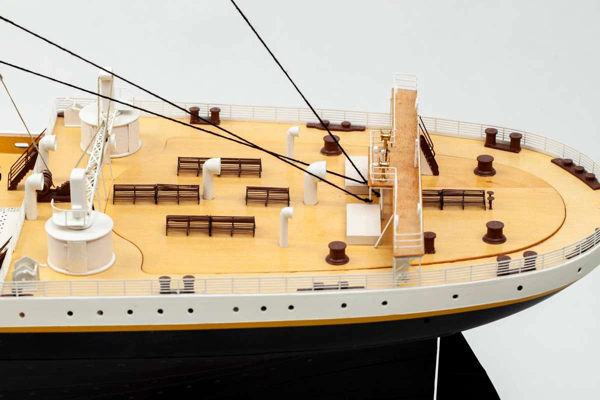 Billing Boats RMS Titanic B510 Model Ship Kit