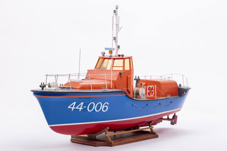 Billing Boats RNLI Lifeboat B101 Model Boat Kit