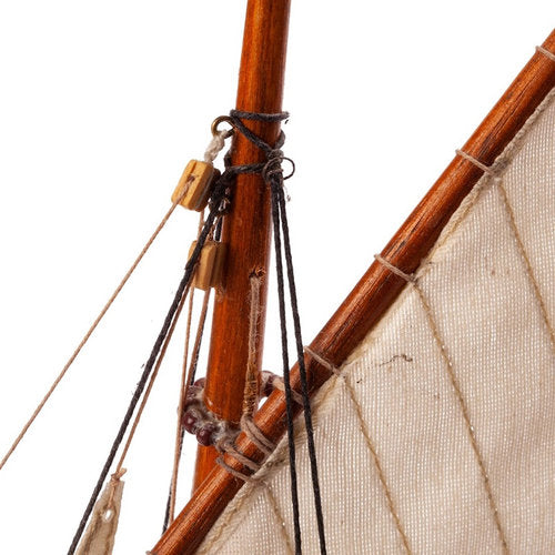 Billing Boats Esperance B908 Model Boat Kit