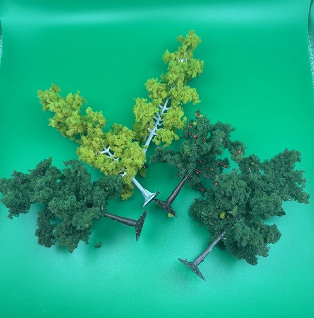 Heki 1360 ASSORTED TREES  X 5 Slight seconds image 0