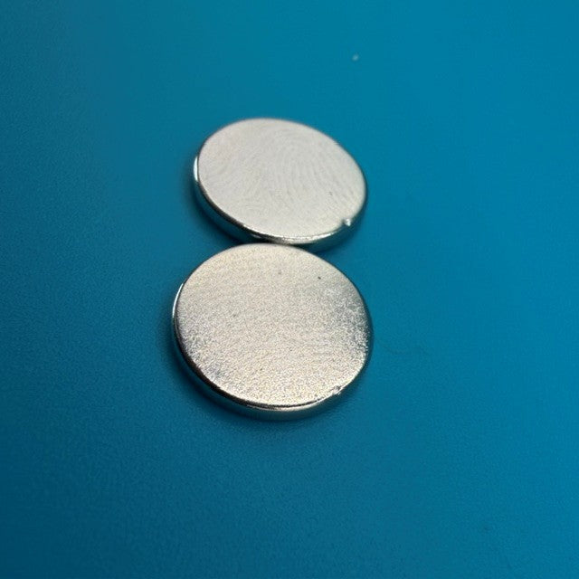 12x1.5mm Small Mini Magnets (2)