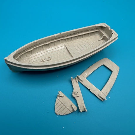 20ft Lifeboat Clinker Transom Stern 100mm 1:60 Scale image 0
