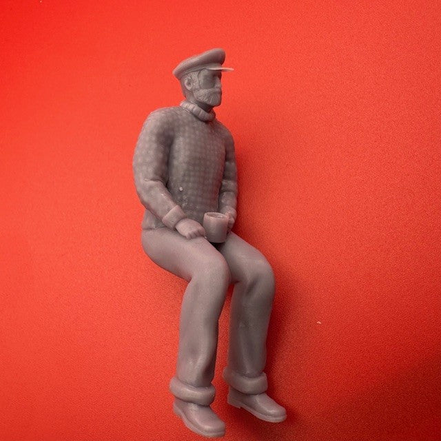 Fisherman sitting 1/24 Scale 75mm image 1