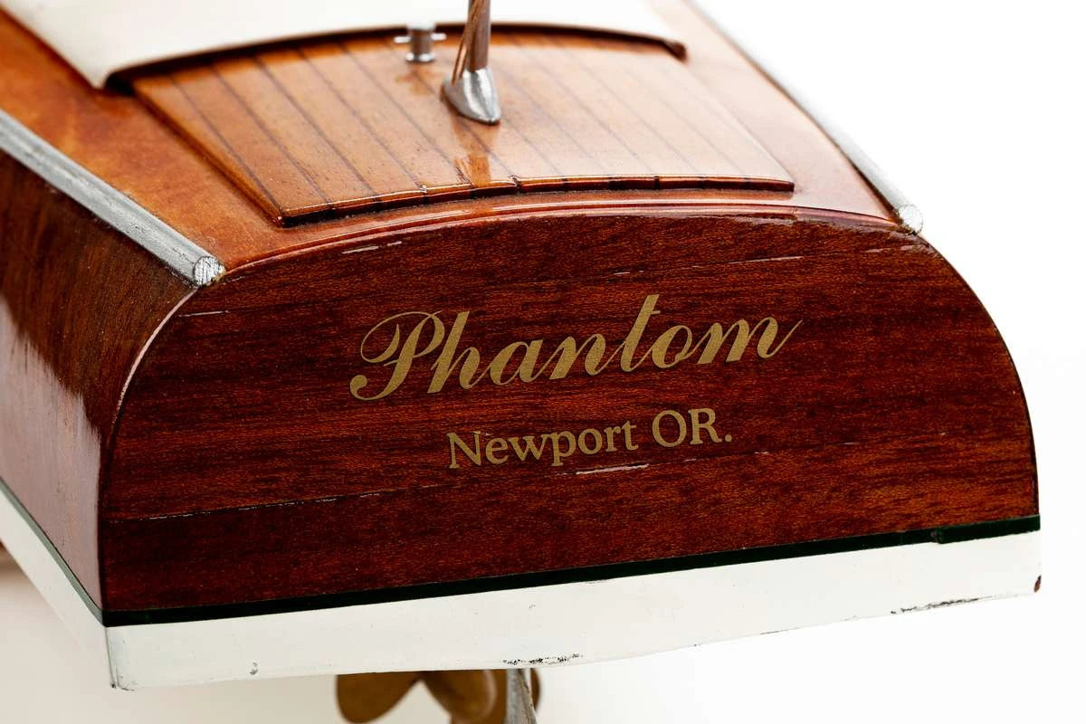 Billing Boats Phantom B710 Model Boat Kit