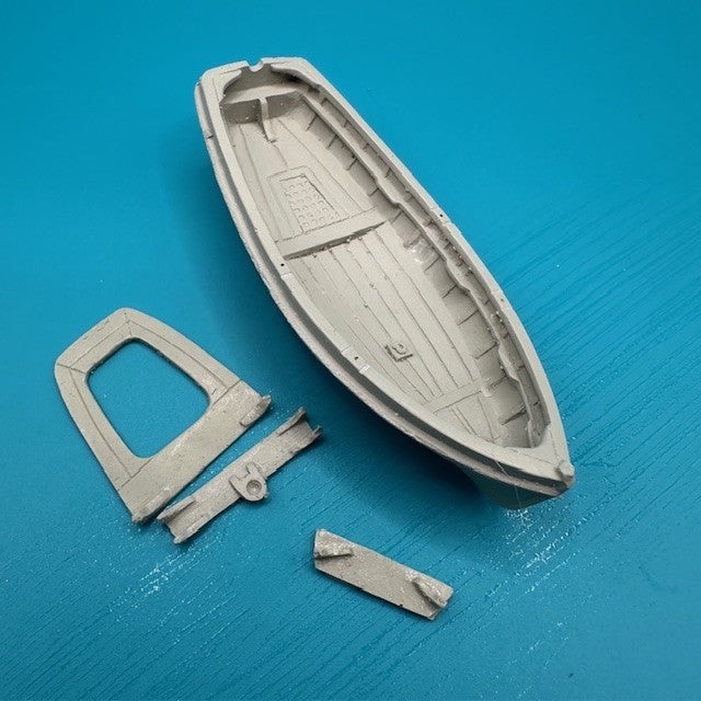 14ft Dinghy Clinker Transom Stern 89mm 1:48 Scale image 1